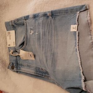 High rise demin shorts